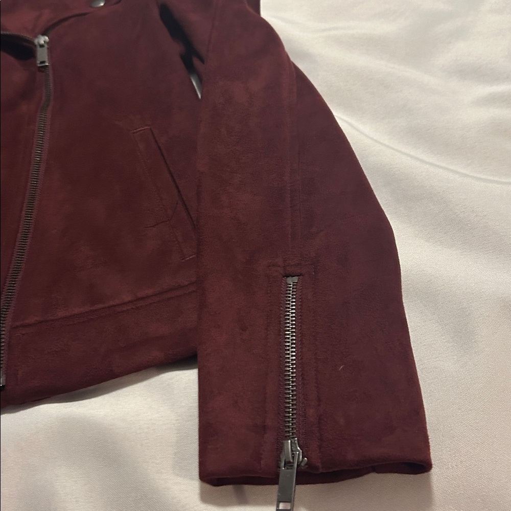 Old navy suede jacket - Picture 7 of 16